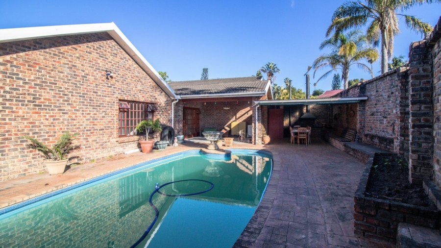 4 Bedroom Property for Sale in Dorchester Heights Eastern Cape